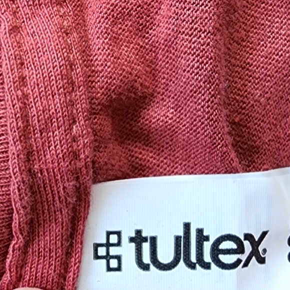 Red/White Ho High Ho Santa Tee, Unisex M - Picture 5 of 7